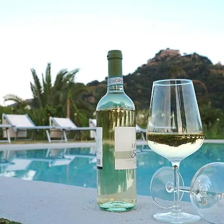 Vacation With Pool And Garden Holiday home *