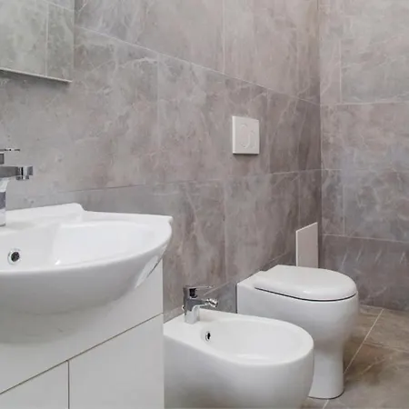 Vakantiehuis Vacation With Pool And Garden